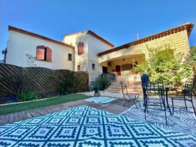 Villa 5 pièces 136 m² + Appartement 2 pièces 50 m² avec piscine